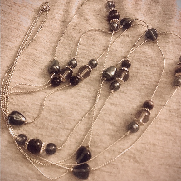 Silver and blue beaded necklace - Picture 1 of 3